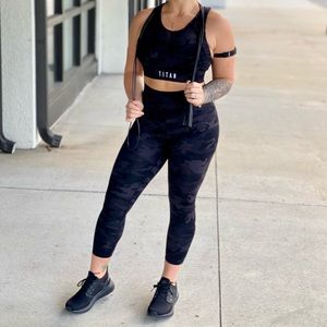 Titan combat leggings